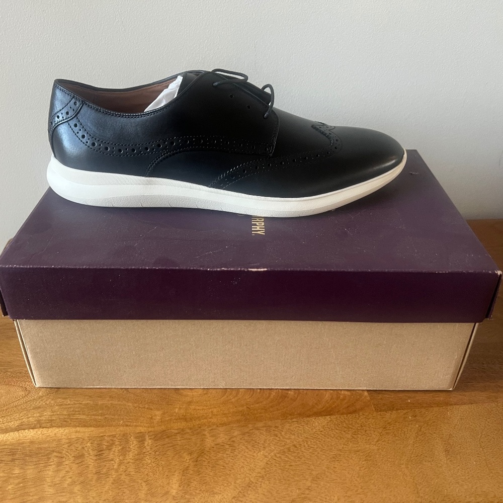 Johnston & Murphy NWT black wing Tip men’s shoe